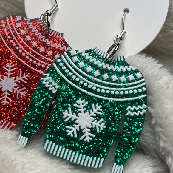 Red and Green Sweater Handcrafted 925 Earrings - Picture 2 of 4